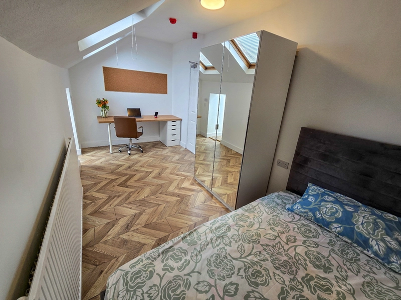 Sherwin Grove, 5-Bed Ensuite Student Home NG7 2EZ - Thumbnail 6
